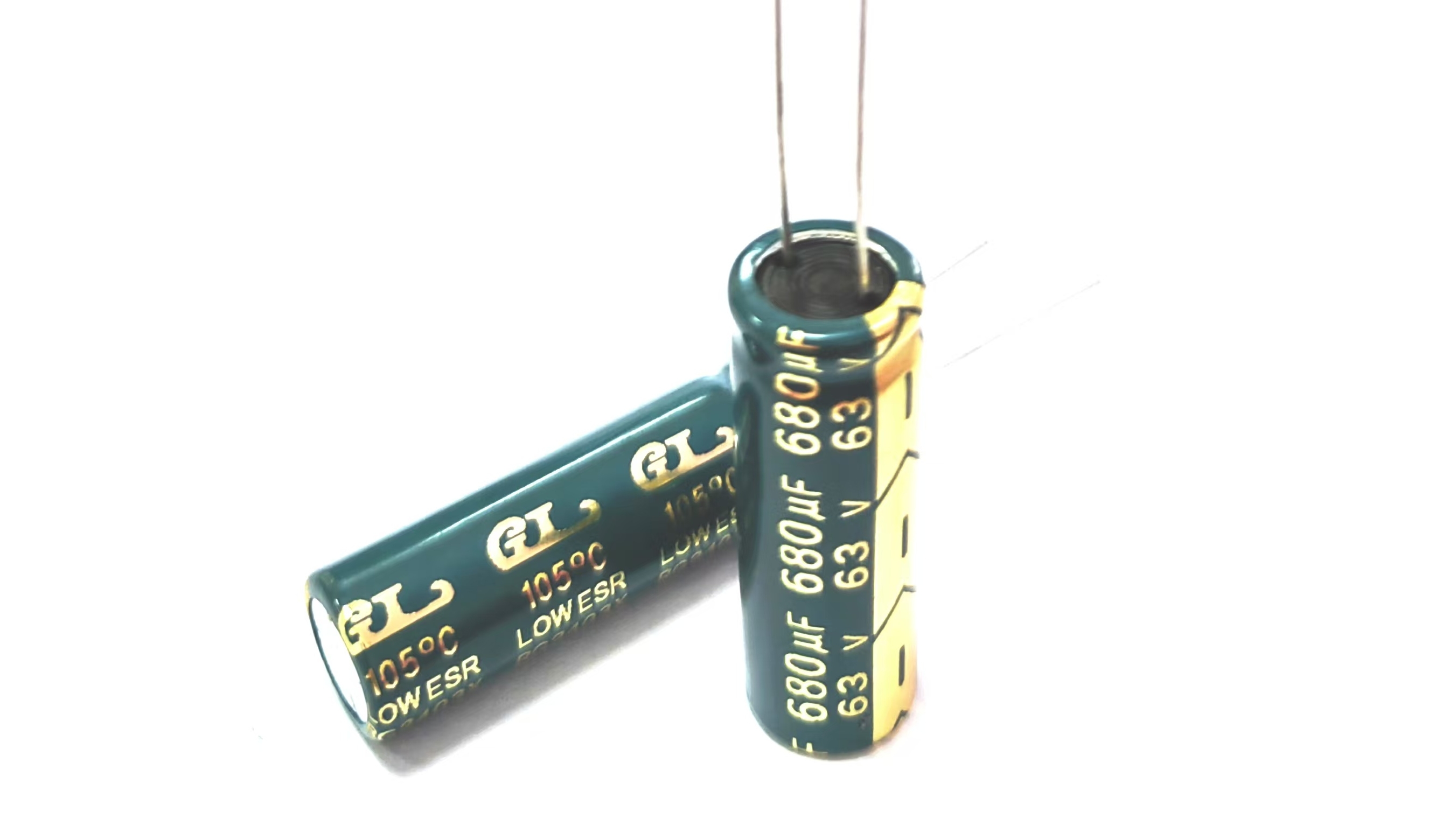 低压细长型电解电容105℃